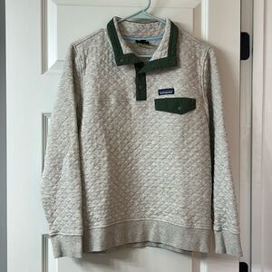 Patagonia pull over